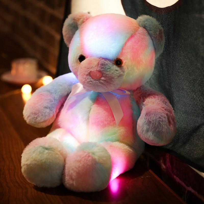 Разноцветный светящийся плюшевый мишка с лентой - Подарок на День святого Валентина 30 cm
Разноцветный светящийся плюшевый мишка с лентой - Подарок на День святого Валентина 30 cm