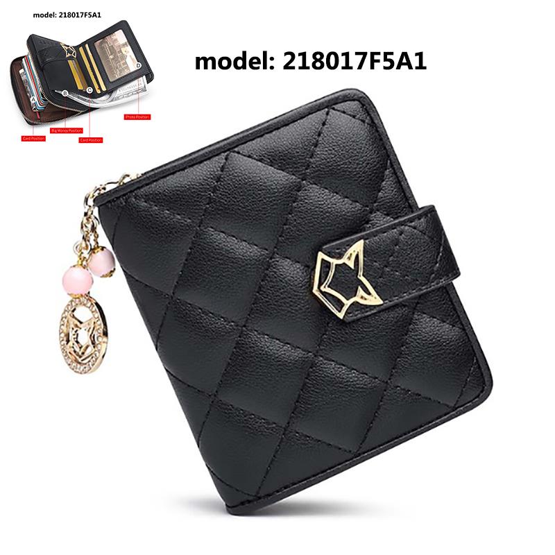 FOXER Brand Women Split Leather Short Wallet High Quality Multi-function Card Holder Girl s Fashion Plaid Zipper Mini Coin Purse
FOXER Brand Women Split Leather Short Wallet High Quality Multi-function Card Holder Girl s Fashion Plaid Zipper Mini Coin Purse