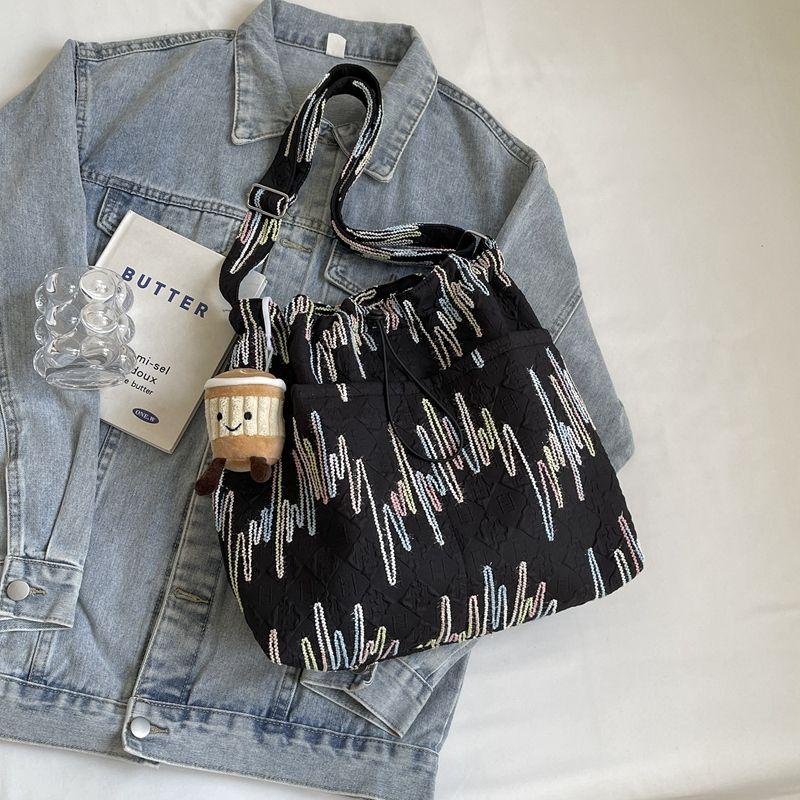 Casual Big Bag Women s Summer 2024 New Arrival Fashion Popular Commuter Shoulder Bag Large Capacity Canvas Crossbody Tote Bag Black without ornaments
Casual Big Bag Women s Summer 2024 New Arrival Fashion Popular Commuter Shoulder Bag Large Capacity Canvas Crossbody Tote Bag Black without ornaments