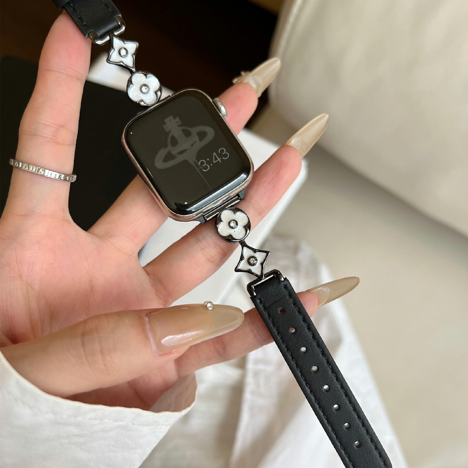 For Apple Watch 10 42mm/9 8 7 41mm/SE (2023) SE (2022) SE 6 5 4 40mm/3 2 1 38mm Leather Watch Band with Floral Connector Apricot/Starlight
For Apple Watch 10 42mm/9 8 7 41mm/SE (2023) SE (2022) SE 6 5 4 40mm/3 2 1 38mm Leather Watch Band with Floral Connector Apricot/Starlight