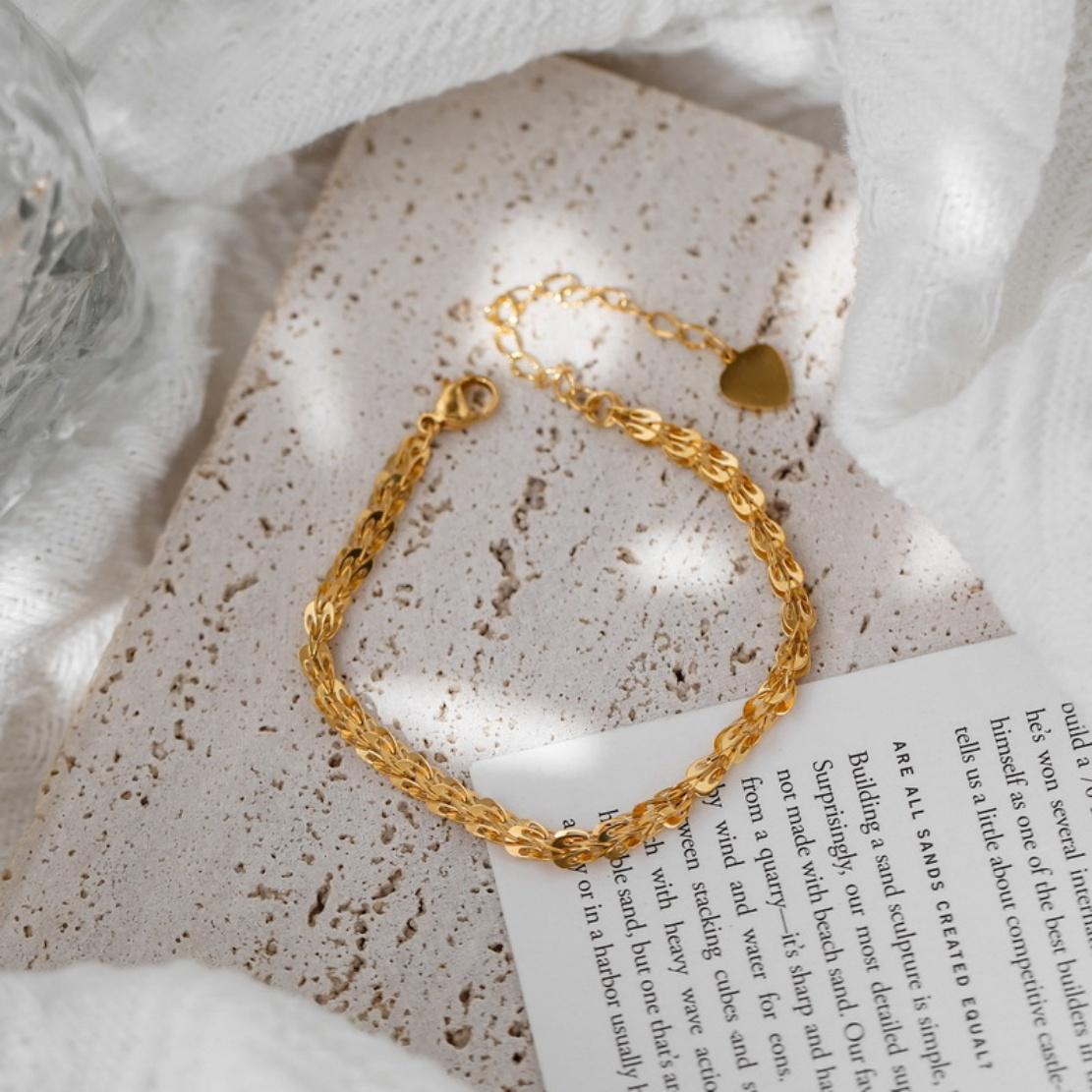 Stainless Steel Gold Color Thick Phoenix Tail Chain Bracelet For Women Fashion Waterproof Zircon Birthday Gift Wholesale
Stainless Steel Gold Color Thick Phoenix Tail Chain Bracelet For Women Fashion Waterproof Zircon Birthday Gift Wholesale