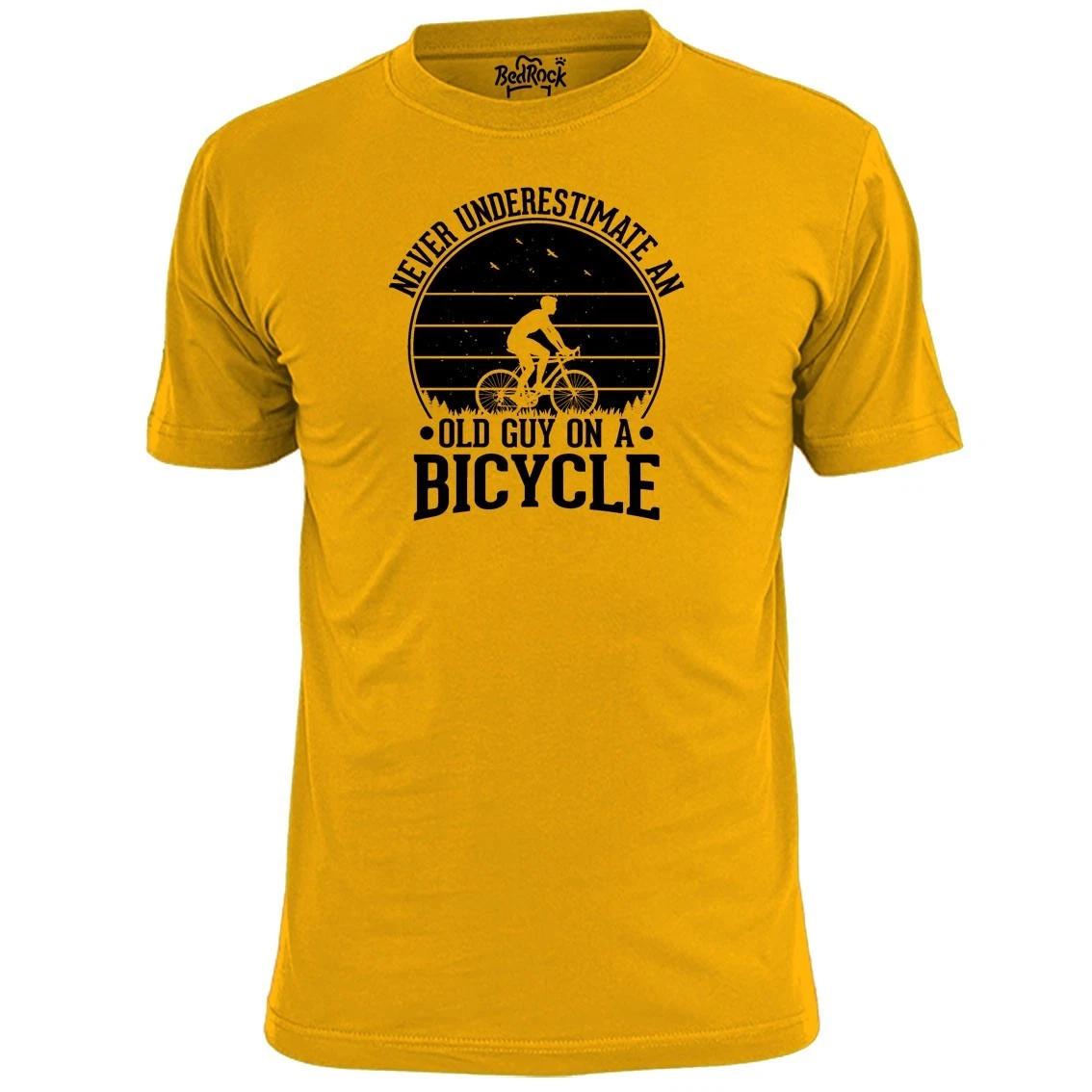 Mens Never Underestimate An Old Guy On A Bicycle T shirt 2XL
Mens Never Underestimate An Old Guy On A Bicycle T shirt 2XL