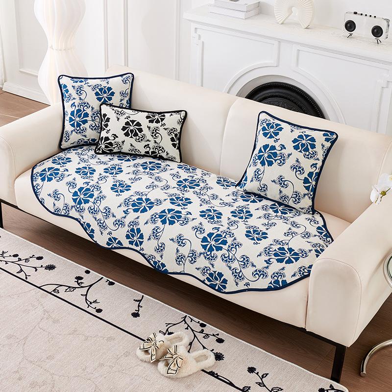 Новая сине-белая фарфоровая подушка для дивана в китайском стиле, высококачественный доступный роскошный чехол для дивана из синели, нескользящий универсальный коврик Four Seasons 90*90cm
Новая сине-белая фарфоровая подушка для дивана в китайском стиле, высококачественный доступный роскошный чехол для дивана из синели, нескользящий универсальный коврик Four Seasons 90*90cm