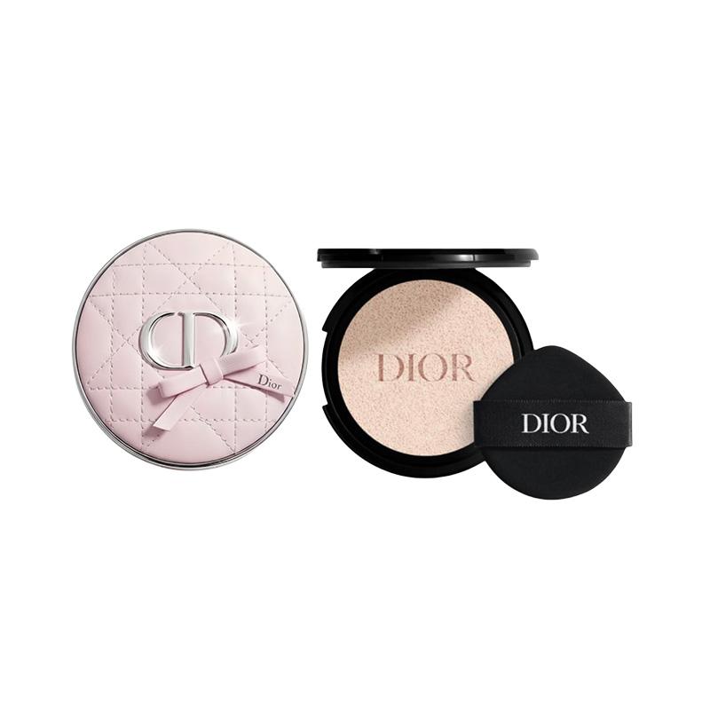 DIOR Cushion #00N Soft Mist Matte No Gift Box Gift Bag
DIOR Cushion #00N Soft Mist Matte No Gift Box Gift Bag
