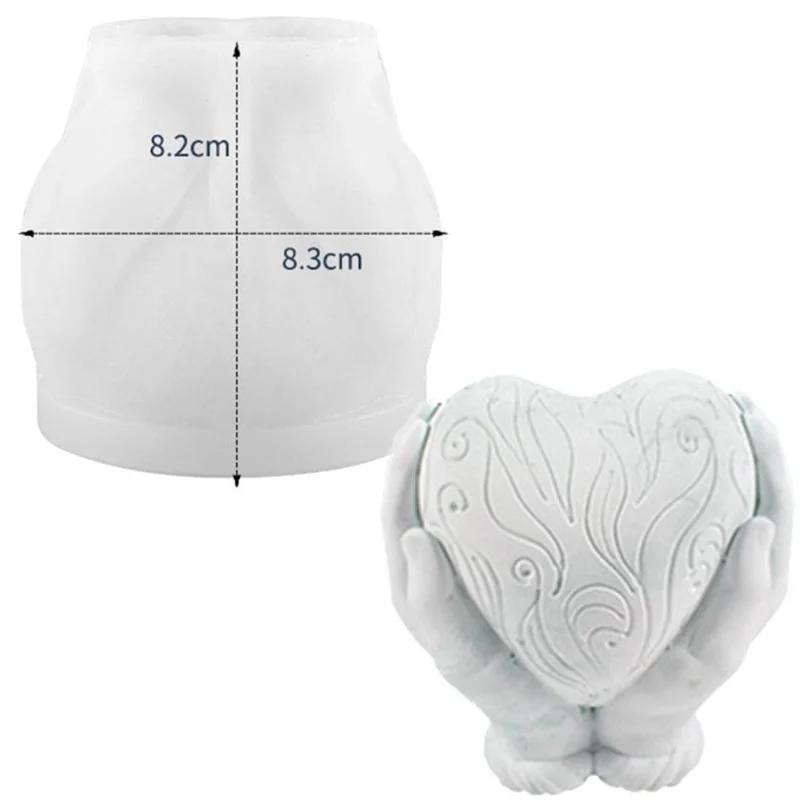 Two-handed Holding Love Candle Silicone Mold Carved Heart-shaped Candle Making Plaster Soap Chocolate Baking Tool Wedding Gift
Two-handed Holding Love Candle Silicone Mold Carved Heart-shaped Candle Making Plaster Soap Chocolate Baking Tool Wedding Gift