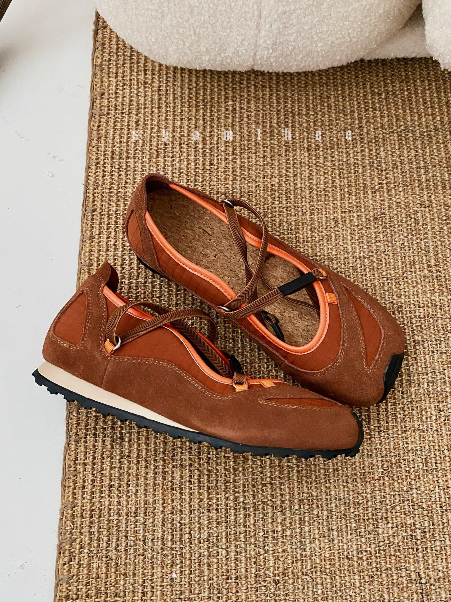 Leather miu series new Mary Jane shoes women s ballet shoes ugly cute soft sole hollow small single shoes 35
Leather miu series new Mary Jane shoes women s ballet shoes ugly cute soft sole hollow small single shoes 35