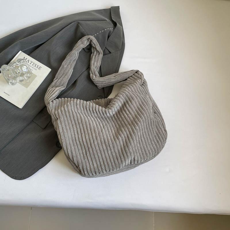 Сумка кроссбоди новая модная текстура простая повседневная большая вместимость на плечо подмышку женская зимняя сумка-тоут для поездок на работу серый