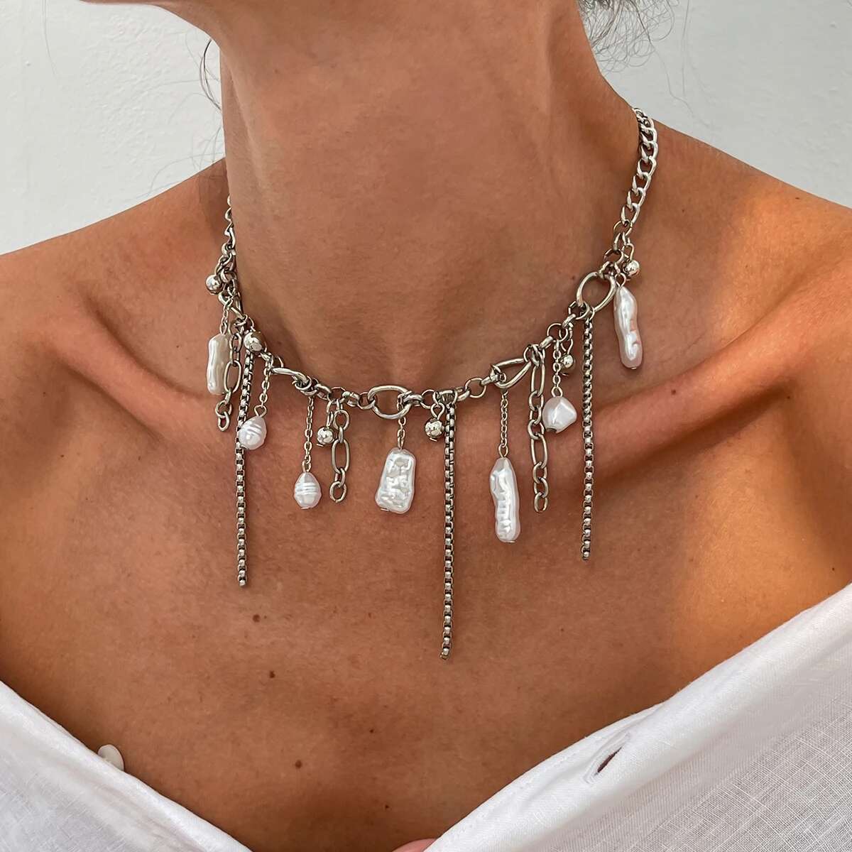 IngeSight.Z Punk Multilayer Imitation Pearl Tassels Pendant Necklace Women New Exquisite Clavicle Chain Charm Jewelry Gifts
IngeSight.Z Punk Multilayer Imitation Pearl Tassels Pendant Necklace Women New Exquisite Clavicle Chain Charm Jewelry Gifts