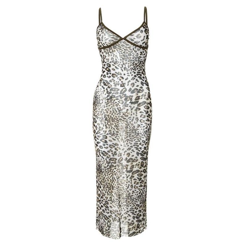 Женское платье на тонких бретельках с леопардовым принтом, облегающее, с открытой спиной, длинное M
Женское платье на тонких бретельках с леопардовым принтом, облегающее, с открытой спиной, длинное M