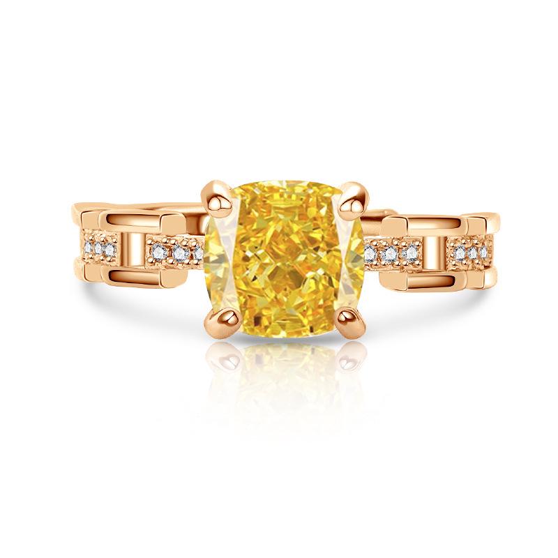 European-American Fashion Ice Flower Cut Ring with High Carbon Diamond & Versatile Padparadscha Gem
European-American Fashion Ice Flower Cut Ring with High Carbon Diamond & Versatile Padparadscha Gem