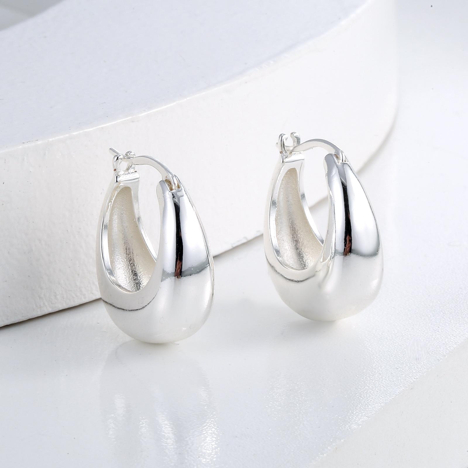 Легкая роскошь простая пряжка для ушей для женщин 2025 новая популярная ниша ins advanced sense легкая роскошь холодный дизайн sense
Легкая роскошь простая пряжка для ушей для женщин 2025 новая популярная ниша ins advanced sense легкая роскошь холодный дизайн sense