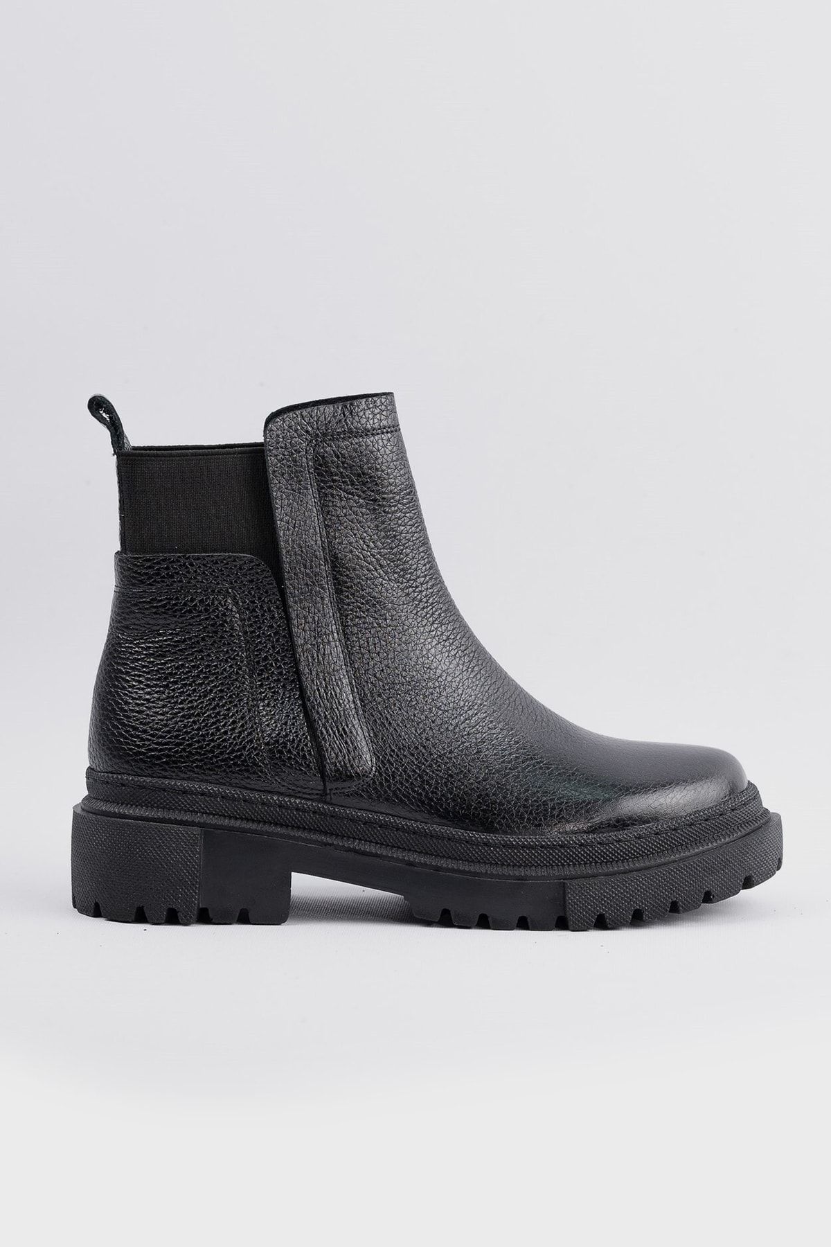 Women Modern Stylish Fashion Genuine Leather Women Black Genuine Leather Chelsea Boots & Bootie 35
Women Modern Stylish Fashion Genuine Leather Women Black Genuine Leather Chelsea Boots & Bootie 35