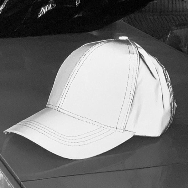 High Quality Lightweight Reflective Luminous Cap Men Outdoor Sports And Leisure Hip Hop Baseball Cap Gray Ladies Sun Visor серый
High Quality Lightweight Reflective Luminous Cap Men Outdoor Sports And Leisure Hip Hop Baseball Cap Gray Ladies Sun Visor серый