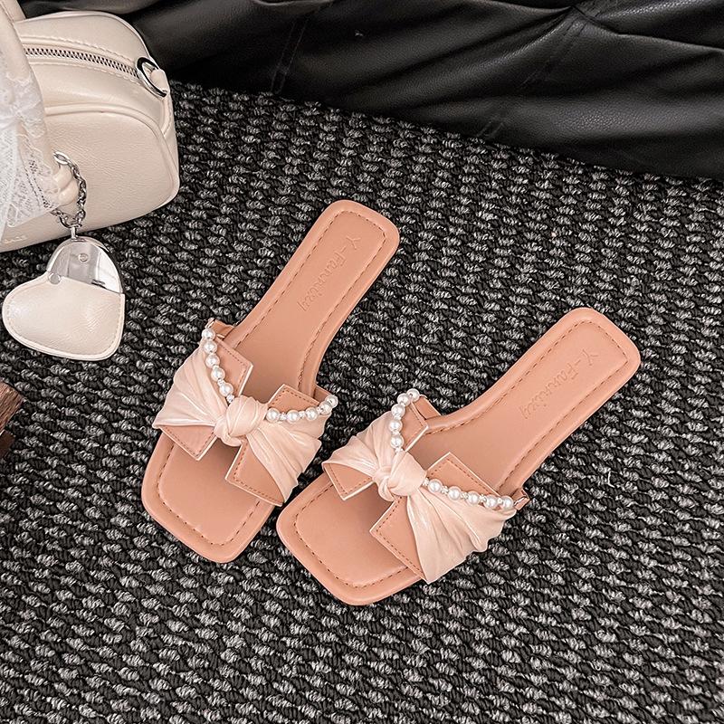 Beautiful transparent crystal thick heel high heel cool slippers women s outer wear 2025 summer new matching skirt 42 хакі
Beautiful transparent crystal thick heel high heel cool slippers women s outer wear 2025 summer new matching skirt 42 хакі