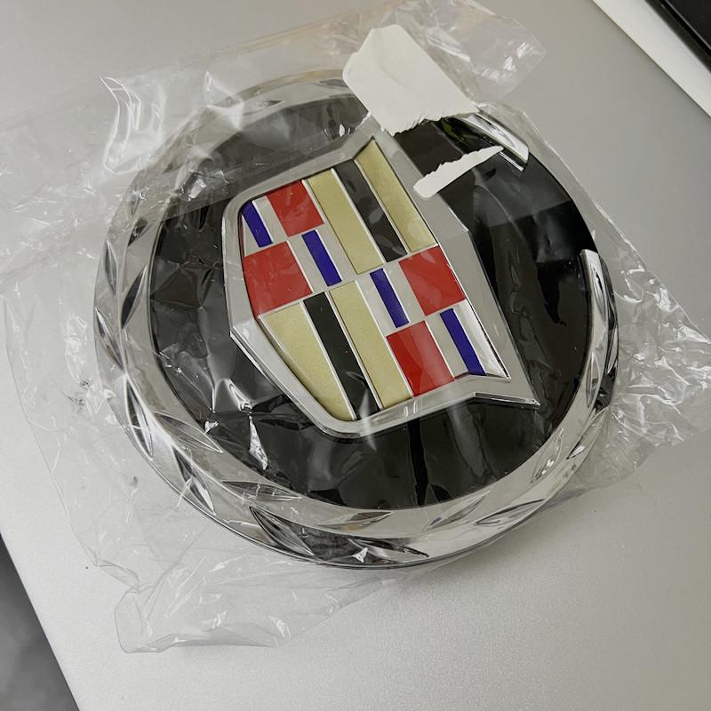 1pcs 3D ABS 145mm Car Front Grille Center Emblem Badge for Cadillac Escalade 2007-2014 Year Accessories
1pcs 3D ABS 145mm Car Front Grille Center Emblem Badge for Cadillac Escalade 2007-2014 Year Accessories