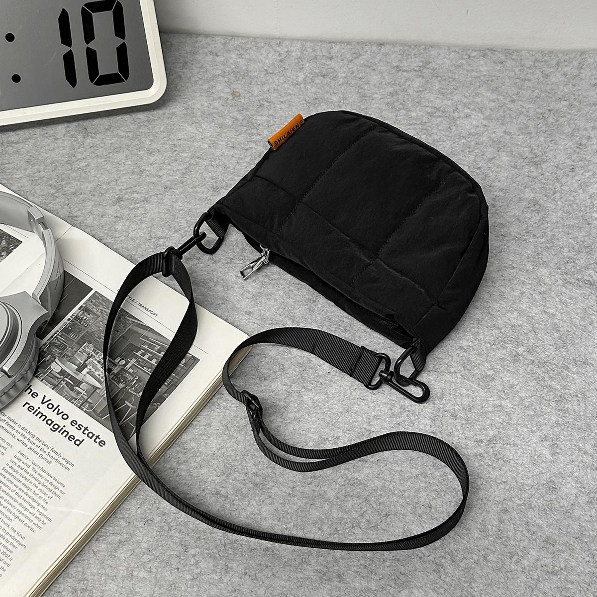 Waterproof and Wear-Resistant Versatile Casual Commuting Small Crossbody Bag for Men and Women, Outdoor Travel Anti-Theft Lightweight Shoulder Bag, чёрный
Waterproof and Wear-Resistant Versatile Casual Commuting Small Crossbody Bag for Men and Women, Outdoor Travel Anti-Theft Lightweight Shoulder Bag, чёрный