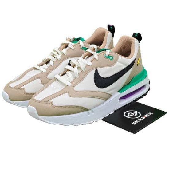 Nike Air Max Dawn SE Moving Company DV2113-100 EU 45 зелений/чорний
Nike Air Max Dawn SE Moving Company DV2113-100 EU 45 зелений/чорний