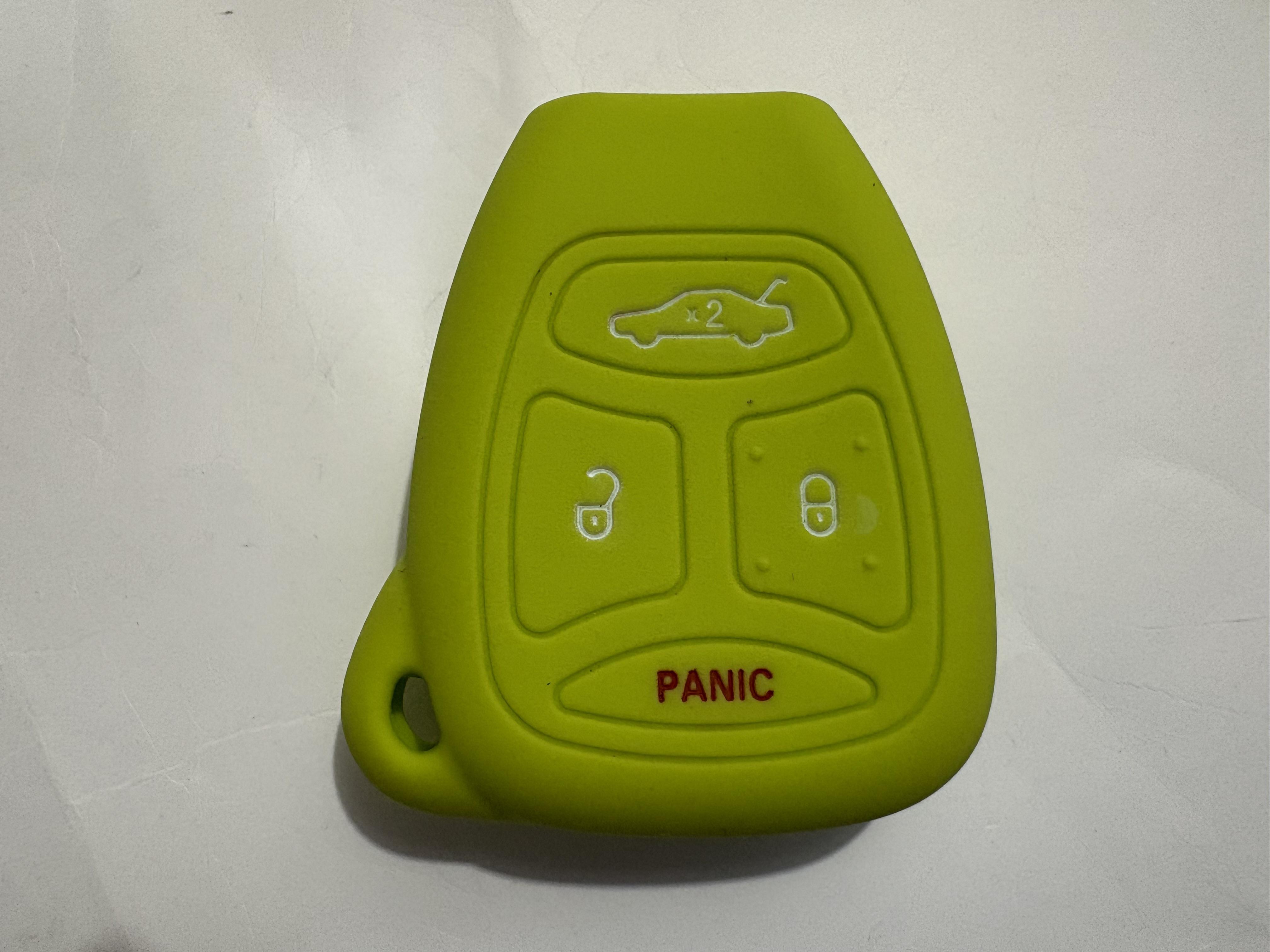 4 Buttons Soft Silicone Car Key Case Cover For Chrysler 300 Aspen For Dodge Dakota Durango For Jeep Grand Cherokee Commande Auto колір зеленого яблука
4 Buttons Soft Silicone Car Key Case Cover For Chrysler 300 Aspen For Dodge Dakota Durango For Jeep Grand Cherokee Commande Auto колір зеленого яблука