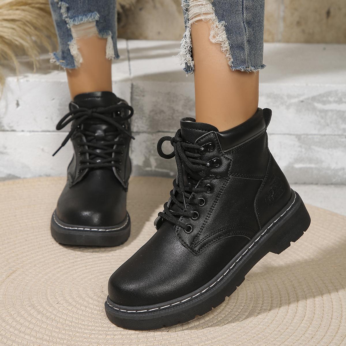 Женские модные повседневные ботинки для отдыха на открытом воздухе 2024 года, зимние новые теплые ботинки на низком каблуке с круглым носком, большие размеры, женская модная трендовая обувь на платформе 40 чёрный
Женские модные повседневные ботинки для отдыха на открытом воздухе 2024 года, зимние новые теплые ботинки на низком каблуке с круглым носком, большие размеры, женская модная трендовая обувь на платформе 40 чёрный