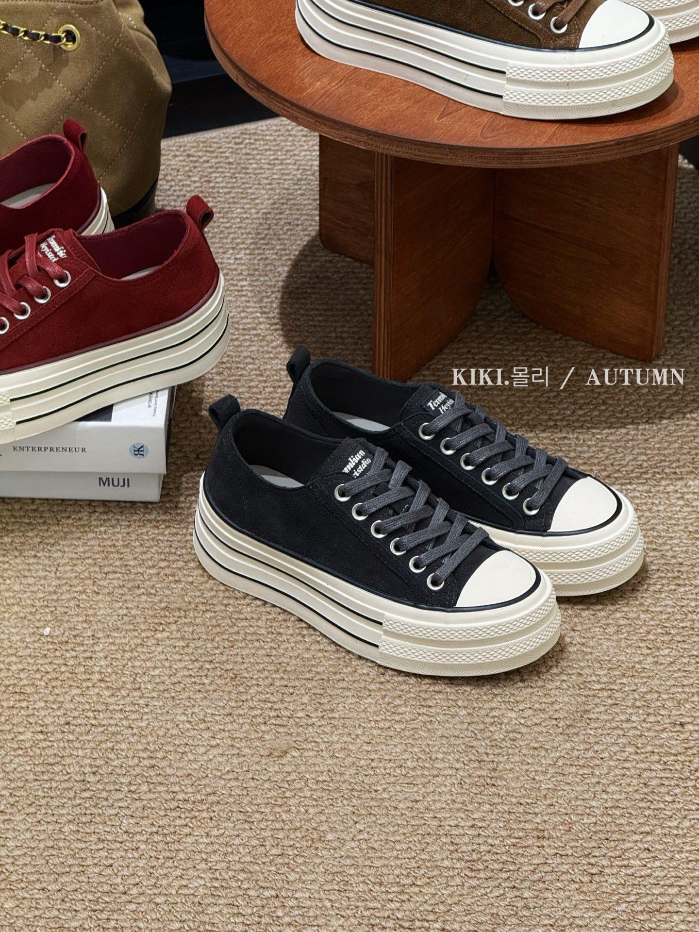 2025 осень новые кожаные ретро туфли на платформе, увеличивающие рост, повседневные женские кеды, универсальная спортивная обувь, нишевые одинарные туфли для женщин 39
2025 осень новые кожаные ретро туфли на платформе, увеличивающие рост, повседневные женские кеды, универсальная спортивная обувь, нишевые одинарные туфли для женщин 39