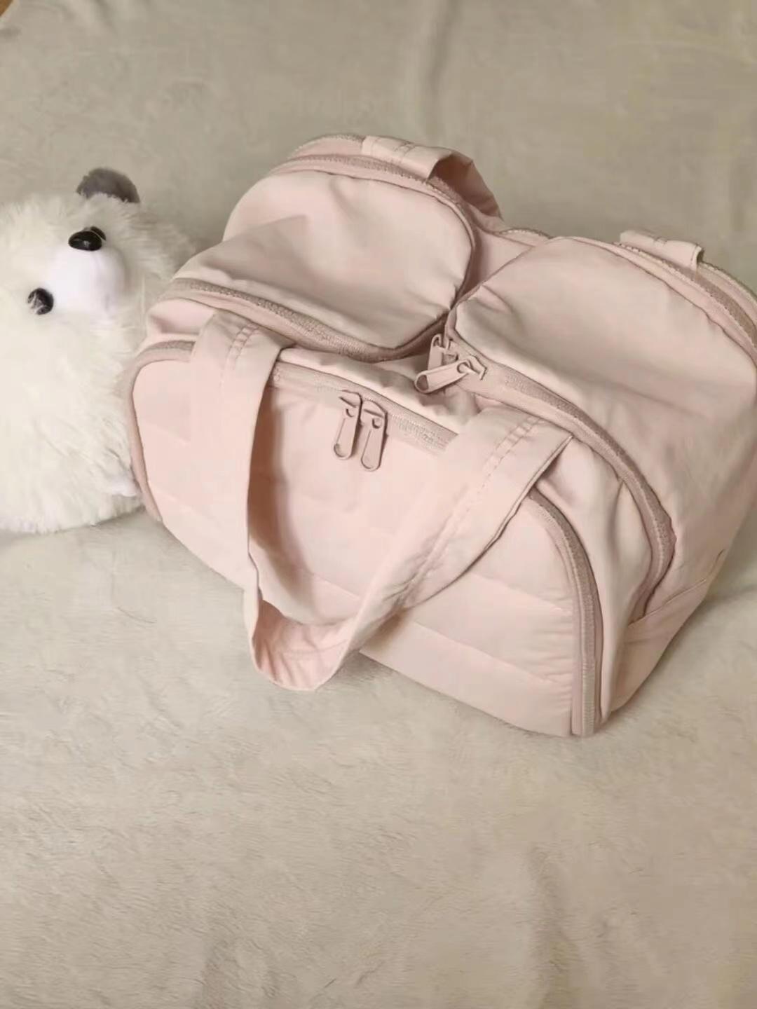 Korean Sle Portable Pink Eup Bag Large Capaci Travel Toiletry Bag Handheld Storage Bags New Faion Square Bags
Korean Sle Portable Pink Eup Bag Large Capaci Travel Toiletry Bag Handheld Storage Bags New Faion Square Bags