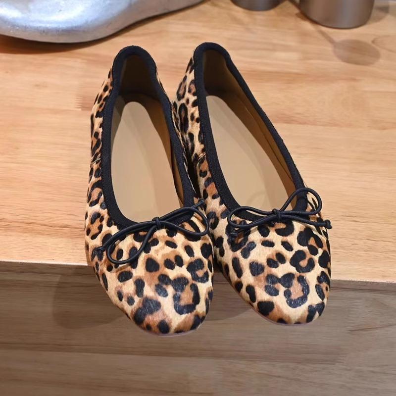 Sheepskin version~ French flat-bottomed leopard print single shoes women s new bow Doudou one-pedal niche Mary Jane shoes 40 леопардовый
Sheepskin version~ French flat-bottomed leopard print single shoes women s new bow Doudou one-pedal niche Mary Jane shoes 40 леопардовый
