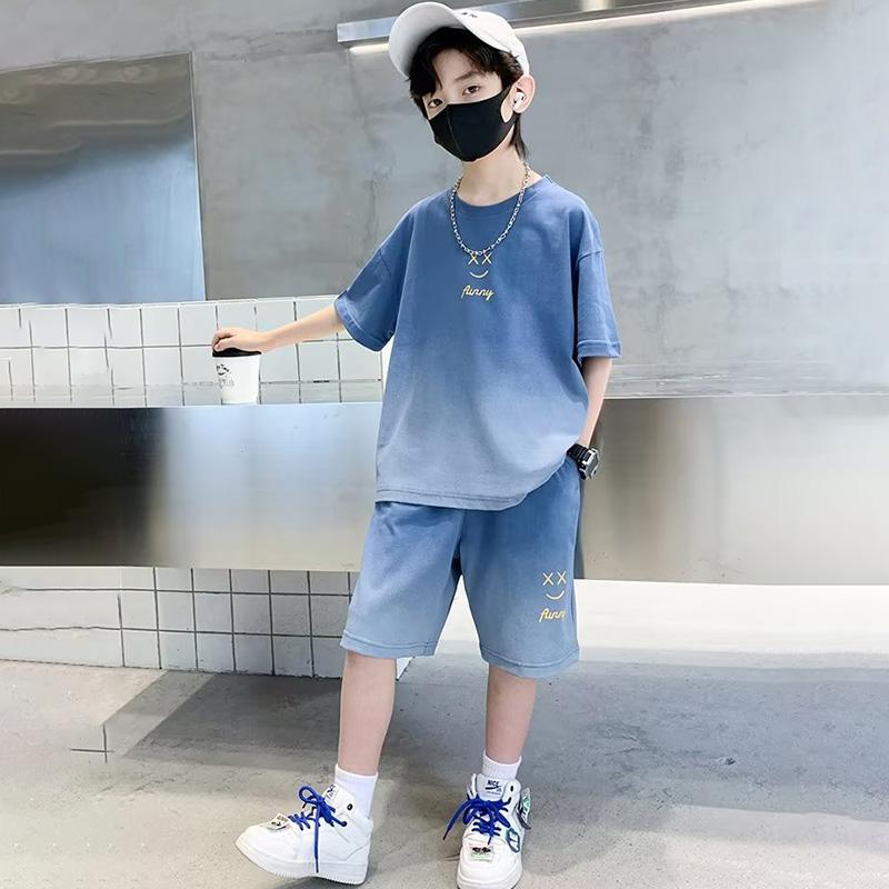 Boys Summer Two-Piece Outfit Children s Short-Sleeved Street Style Two-piece Set 170cm синій
Boys Summer Two-Piece Outfit Children s Short-Sleeved Street Style Two-piece Set 170cm синій