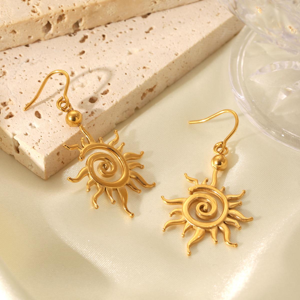 Golden spiral sun earrings for women, niche design, light luxury style, titanium steel irregular earrings, jewelry gift
Golden spiral sun earrings for women, niche design, light luxury style, titanium steel irregular earrings, jewelry gift
