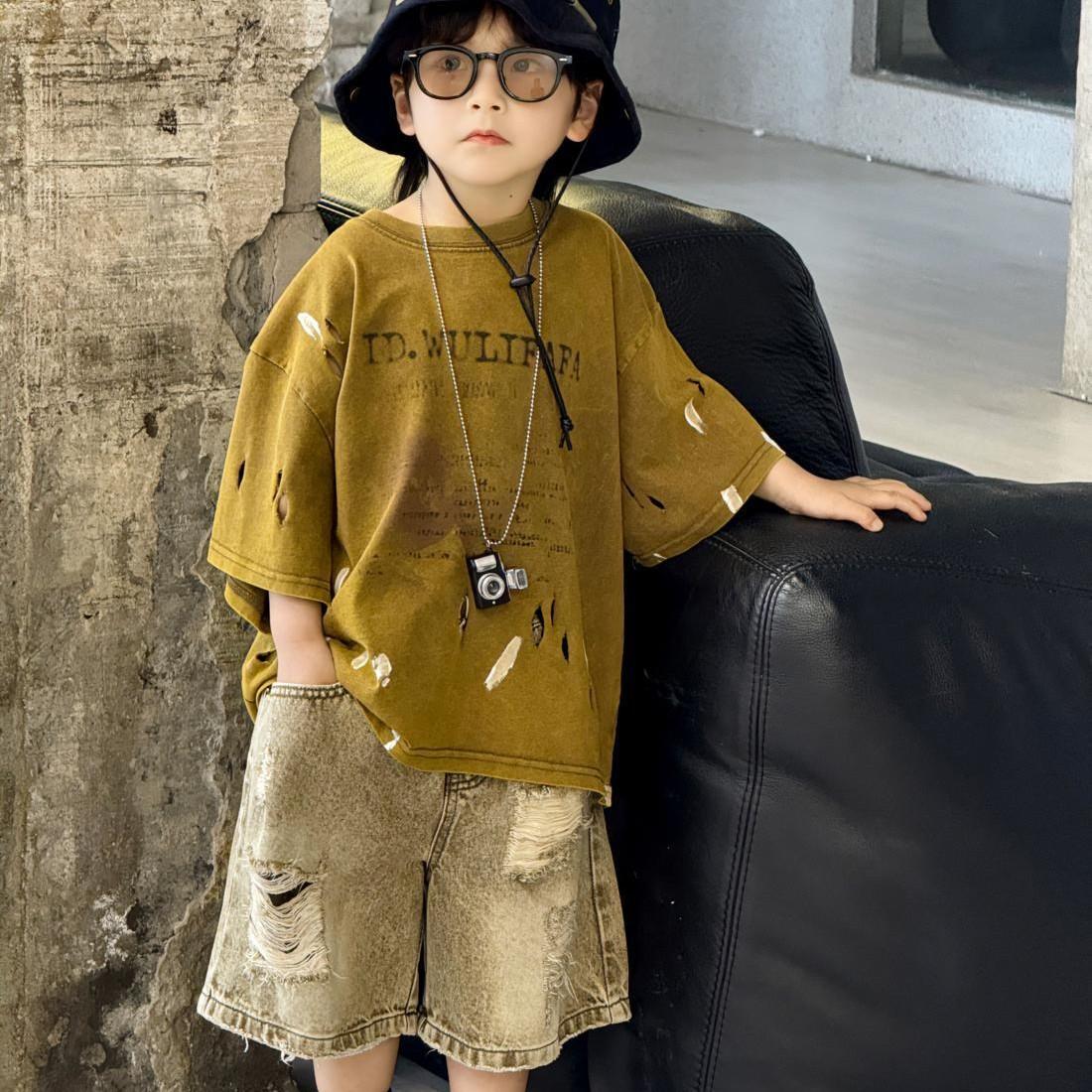 Boys Clothing Set Summer Children s Ripped Denim Shorts Tie Dye Short Sleeved T-shirt 2-piece Set 140 жовтий
Boys Clothing Set Summer Children s Ripped Denim Shorts Tie Dye Short Sleeved T-shirt 2-piece Set 140 жовтий