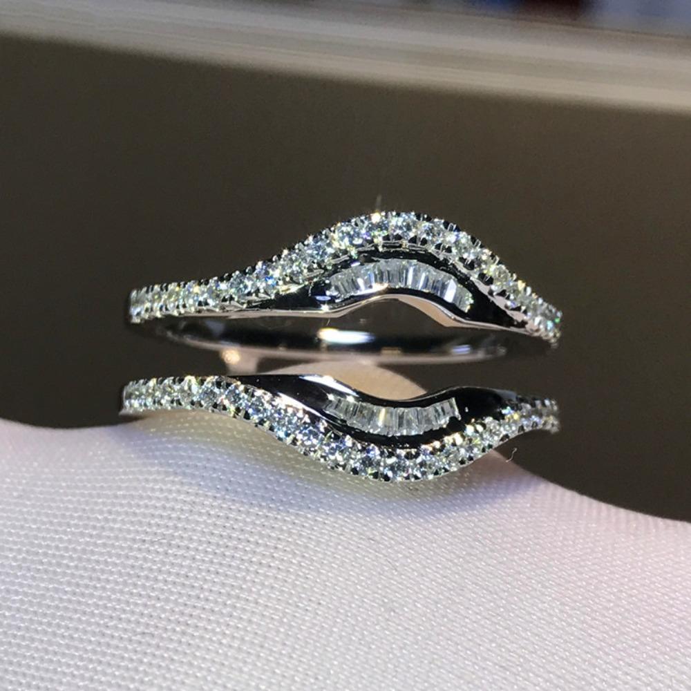 Creative Lip Rings for Women S925 Plated Micro Pave Full Diamond T Square Zircon Engagement Rings no. 6 платиновый
Creative Lip Rings for Women S925 Plated Micro Pave Full Diamond T Square Zircon Engagement Rings no. 6 платиновый