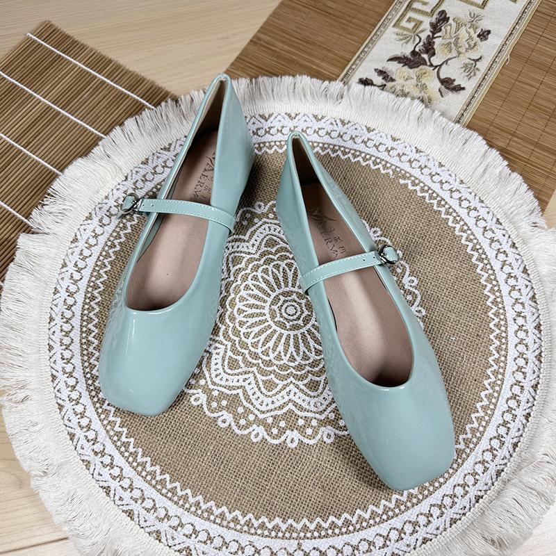 Fashion Flat Shoes for Women 2025 Spring Autumn Red Patent Leather Square Toe Retro Mary Jane Large Size Casual Women s Shoes 42 43 44 40
Fashion Flat Shoes for Women 2025 Spring Autumn Red Patent Leather Square Toe Retro Mary Jane Large Size Casual Women s Shoes 42 43 44 40