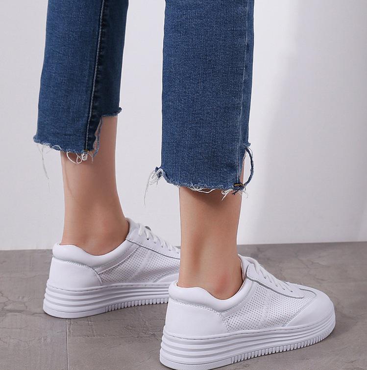 Женские белые кроссовки из натуральной кожи - Дышащие плоские кроссовки на шнуровке для всех сезонов 40
Женские белые кроссовки из натуральной кожи - Дышащие плоские кроссовки на шнуровке для всех сезонов 40