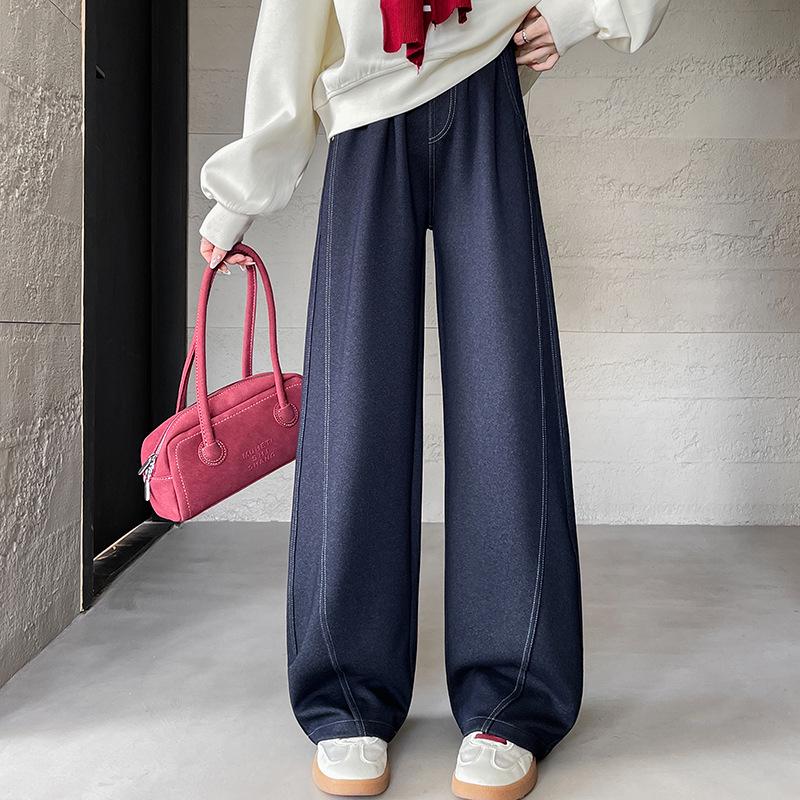 Custom Plus Size Wide-Leg High-Waist Blue Jeans - Autumn/Winter 2026 Collection 5XL (90-100 kg)
Custom Plus Size Wide-Leg High-Waist Blue Jeans - Autumn/Winter 2026 Collection 5XL (90-100 kg)