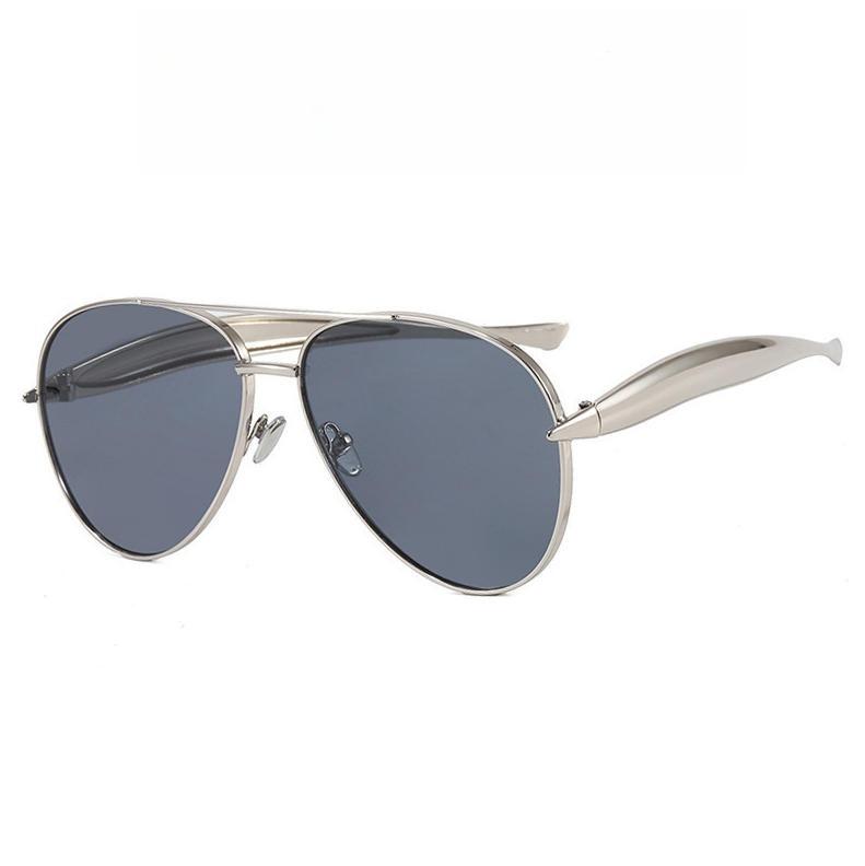 Trendy Oversized Round Aviator Sunglasses for Women Men Gold Metal Gradient Tea Oval Frame Pilot Sun Glasses UV400 Retro Shades серебряный серый
Trendy Oversized Round Aviator Sunglasses for Women Men Gold Metal Gradient Tea Oval Frame Pilot Sun Glasses UV400 Retro Shades серебряный серый