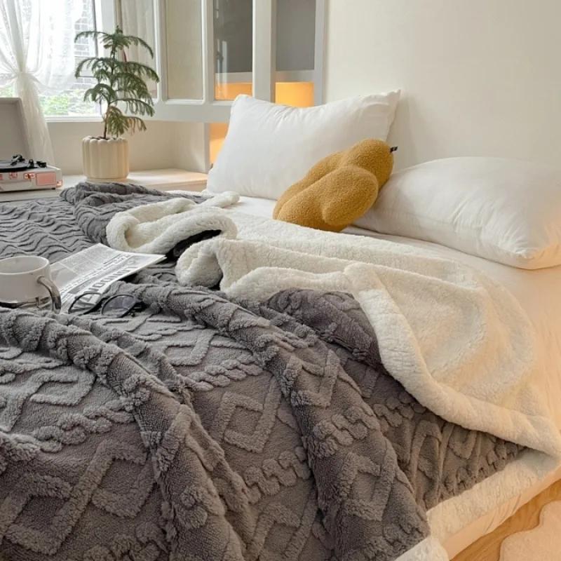 Tuff wool lamb wool double blanket winter thickened jacquard blanket washable sofa casual blanket 70x100cm 1pcs темно-сірий
Tuff wool lamb wool double blanket winter thickened jacquard blanket washable sofa casual blanket 70x100cm 1pcs темно-сірий