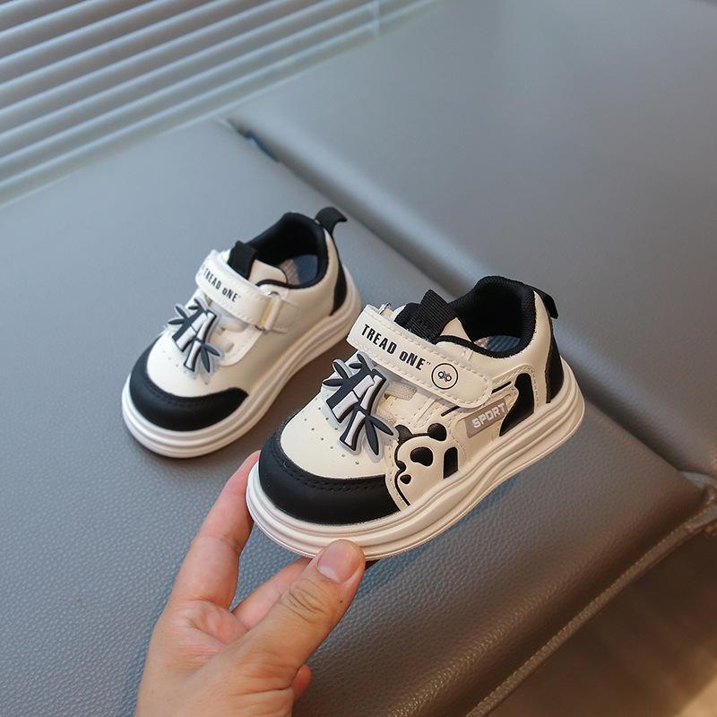 New Model Baby Walking Shoes - Waterproof Boys Shoes for Boys and Girls Shoes for Running 20 чорний
New Model Baby Walking Shoes - Waterproof Boys Shoes for Boys and Girls Shoes for Running 20 чорний