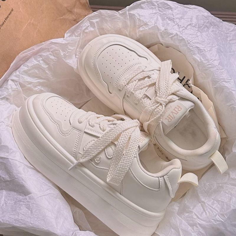 Жіночі осінні універсальні туфлі на товстій підошві Niche Black and White Panda Little White Shoes 40 чорний
Жіночі осінні універсальні туфлі на товстій підошві Niche Black and White Panda Little White Shoes 40 чорний