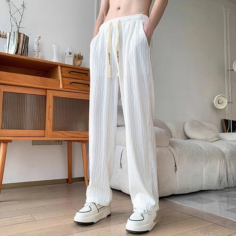 Мужские узкие прямые брюки Новые Черные Белые Повседневные Модные Универсальные Брюки в стиле Плохой Парень для Офиса M белый
Мужские узкие прямые брюки Новые Черные Белые Повседневные Модные Универсальные Брюки в стиле Плохой Парень для Офиса M белый