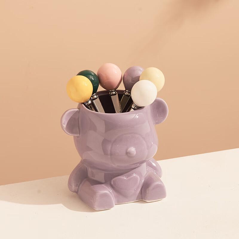 Zhishi Ceramic Bear Fruit Fork Set
Zhishi Ceramic Bear Fruit Fork Set
