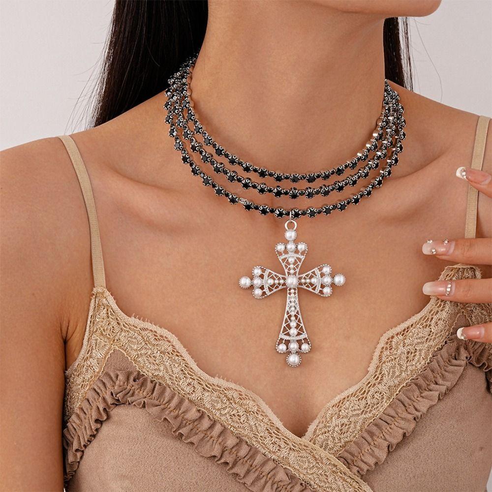 Shiny Multilayer Rhinestones Necklace Trendy Clavicle Chain Cross Pendant Necklace Girls чорний
Shiny Multilayer Rhinestones Necklace Trendy Clavicle Chain Cross Pendant Necklace Girls чорний