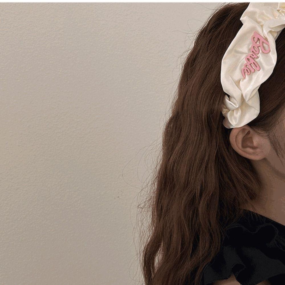 Solid Color Wide-brimmed Wrinkled Hair Hoop Soft Sweet Hair Hoop Pleated Lace Headband Temperament
Solid Color Wide-brimmed Wrinkled Hair Hoop Soft Sweet Hair Hoop Pleated Lace Headband Temperament