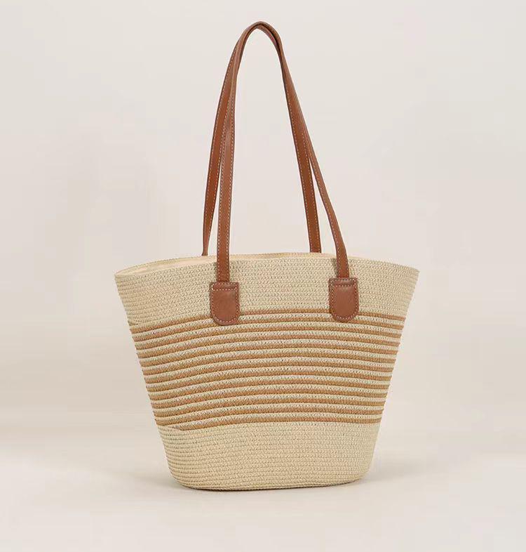 Women s Straw Woven Summer Tote - Large Capacity Beach & Shoulder Bag 42*28*13cm
Women s Straw Woven Summer Tote - Large Capacity Beach & Shoulder Bag 42*28*13cm