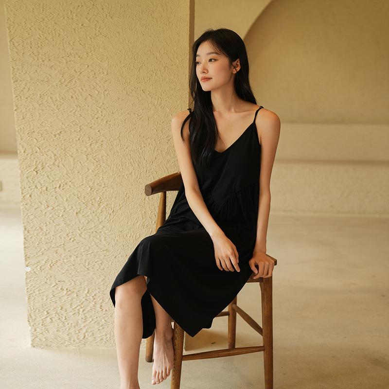 Women s Black Modal Summer Nightgown with Built-In Bra - Sexy, Elegant & Plus Size M (80-110 lbs)
Women s Black Modal Summer Nightgown with Built-In Bra - Sexy, Elegant & Plus Size M (80-110 lbs)