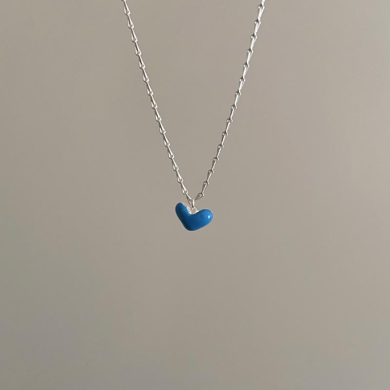 Summer Hollow Pendant Necklace синий
Summer Hollow Pendant Necklace синий