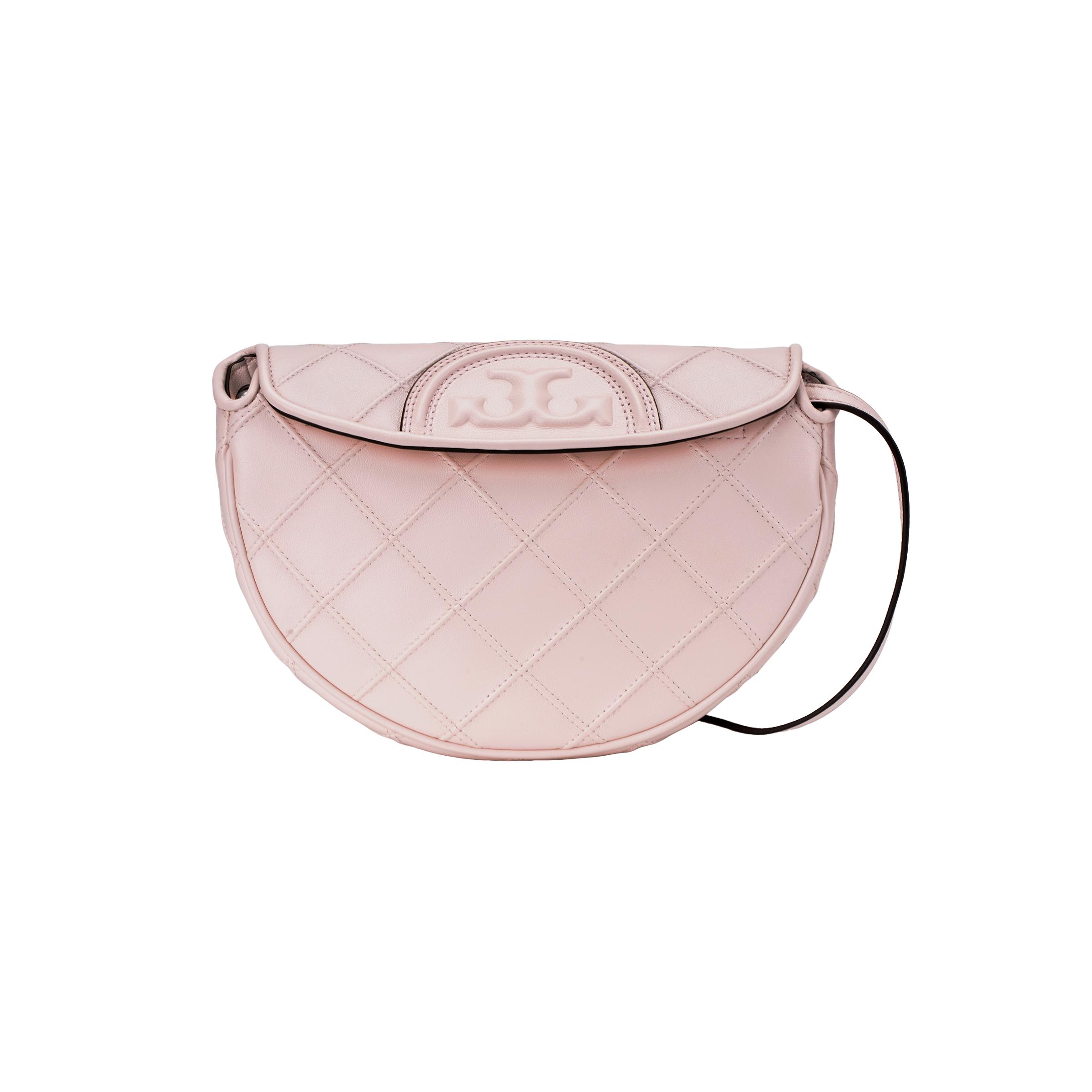 Tory Burch Fleming Diamond Quilted Leather Crescent Bag Chain Bag Shoulder Bag Tote Bag Mini Women Bags Light-Pink 143575-652 Shopping Bag Set(Basic Set+Shopping Bag)
Tory Burch Fleming Diamond Quilted Leather Crescent Bag Chain Bag Shoulder Bag Tote Bag Mini Women Bags Light-Pink 143575-652 Shopping Bag Set(Basic Set+Shopping Bag)