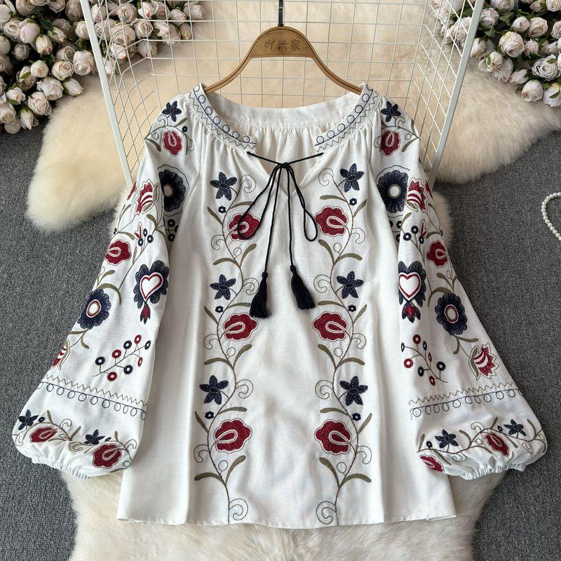 Ретро Топы с машинной вышивкой Женские 2024 Весна и Осень Новые V-образный вырез Свободный Облегающий Рукава-фонарики Этнический стиль Рубашка Мода White All yards
Ретро Топы с машинной вышивкой Женские 2024 Весна и Осень Новые V-образный вырез Свободный Облегающий Рукава-фонарики Этнический стиль Рубашка Мода White All yards
