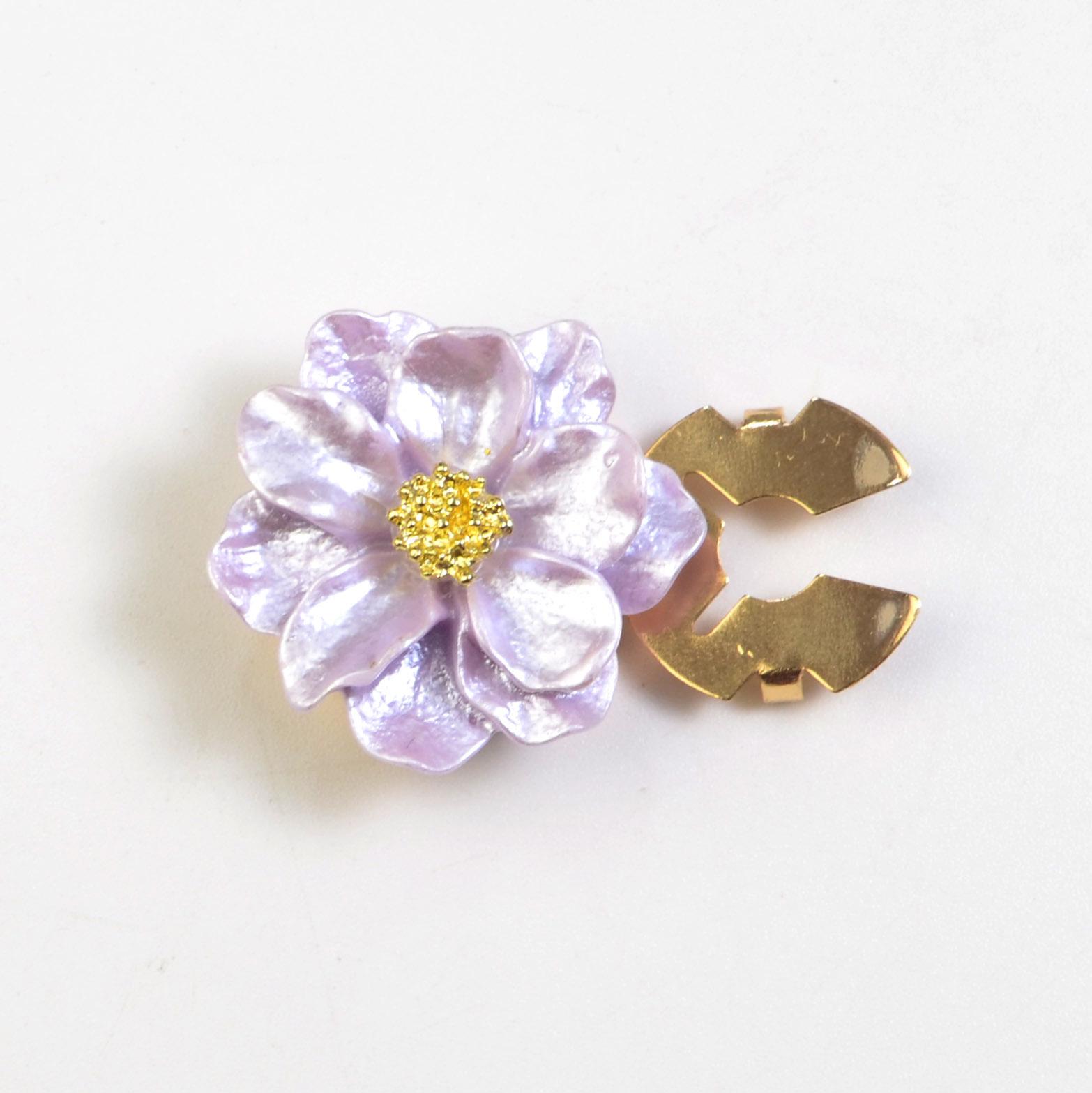 Pearl Five Petal Gardenia Shirt Sleeve Button Cover Flower Collar Button Diamond Decoration Button Cover Champagne Color лавандовий
Pearl Five Petal Gardenia Shirt Sleeve Button Cover Flower Collar Button Diamond Decoration Button Cover Champagne Color лавандовий