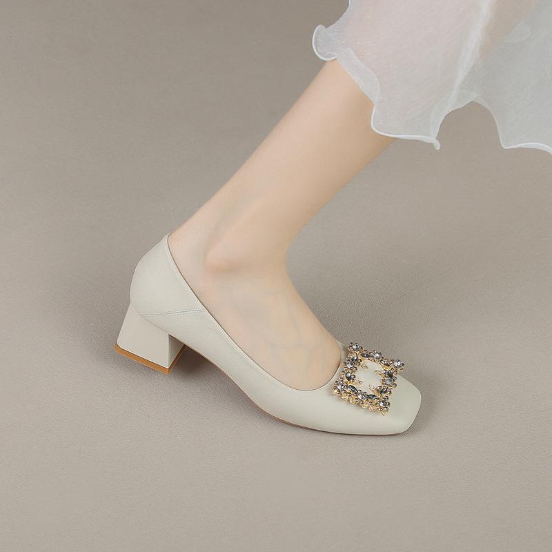 Yue Xinwang leather flat for Huizhou women s shoes Su Yinyin same single shoes thick heel rhinestone spring new Mary Jane shoes 40
Yue Xinwang leather flat for Huizhou women s shoes Su Yinyin same single shoes thick heel rhinestone spring new Mary Jane shoes 40
