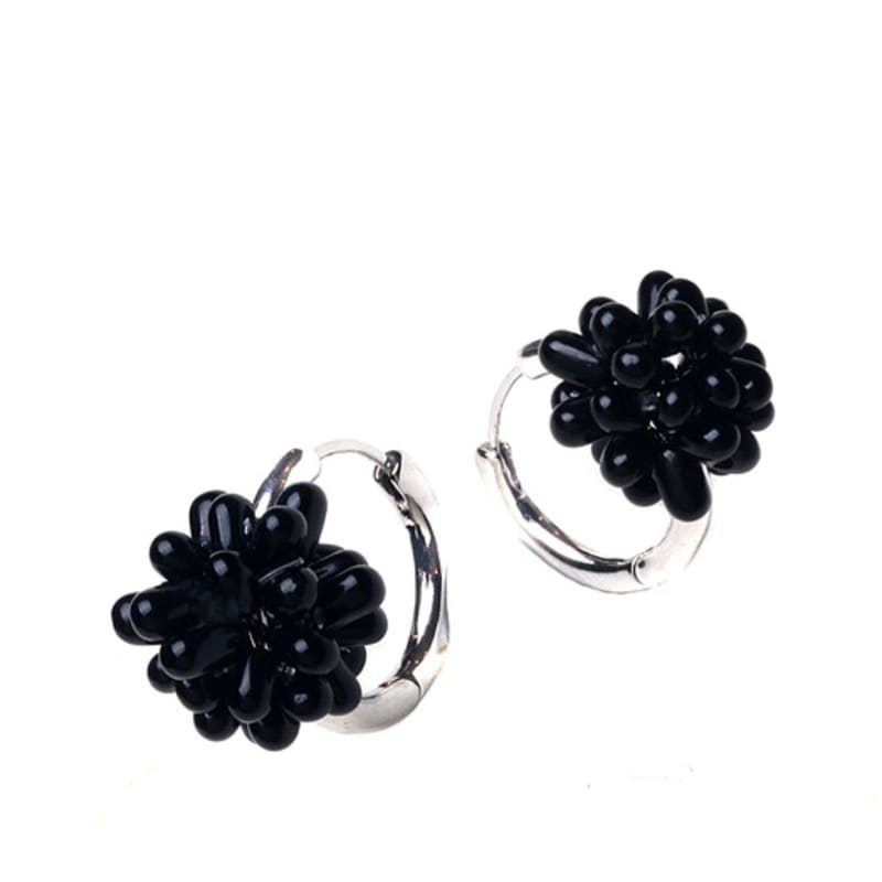 glammuse Black Flower Black Flower
glammuse Black Flower Black Flower