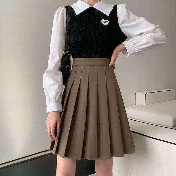 Плиссированная юбка с высокой талией, женские мини-юбки трапециевидной формы на молнии в консервативном стиле, женские однотонные летние короткие юбки S
Плиссированная юбка с высокой талией, женские мини-юбки трапециевидной формы на молнии в консервативном стиле, женские однотонные летние короткие юбки S